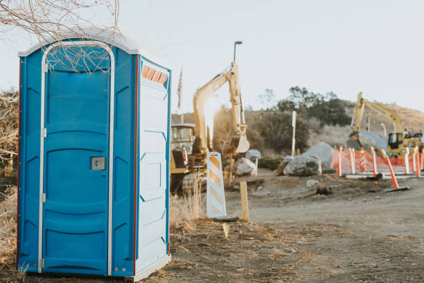 Portable Toilet Options We Offer in Deerfield, MI